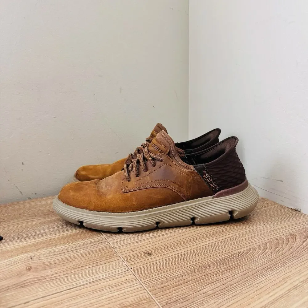 Skechers Men's Garza-Gervin Slip-ins in brown leather Size 9.5